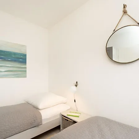 Apartment Schützenweg 13 15 8 *